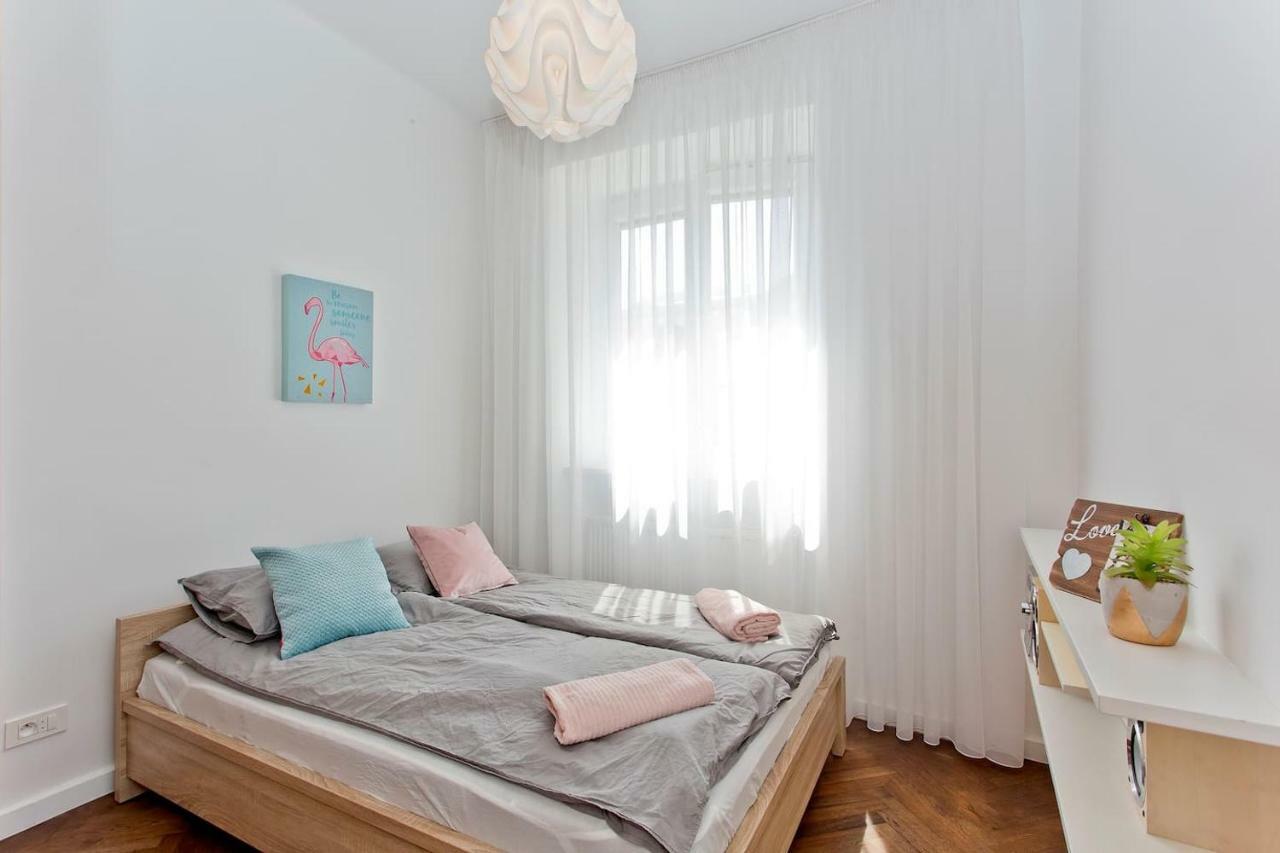 Luxury And Comfortable- Golden Apartments- Royal Street وارسو المظهر الخارجي الصورة