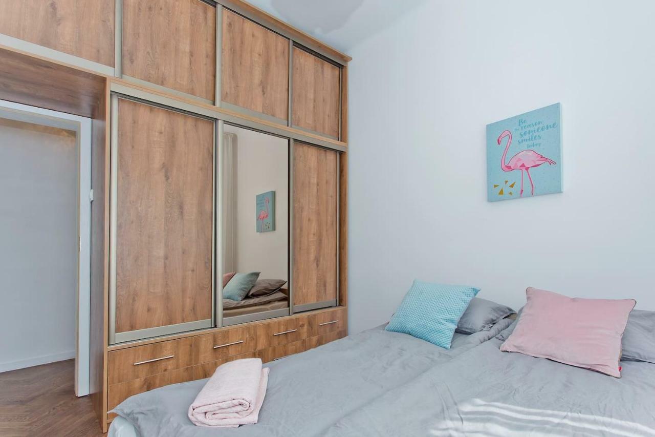 Luxury And Comfortable- Golden Apartments- Royal Street وارسو المظهر الخارجي الصورة