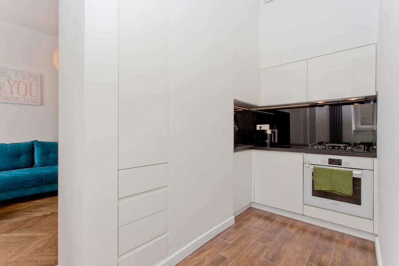 Luxury And Comfortable- Golden Apartments- Royal Street وارسو المظهر الخارجي الصورة